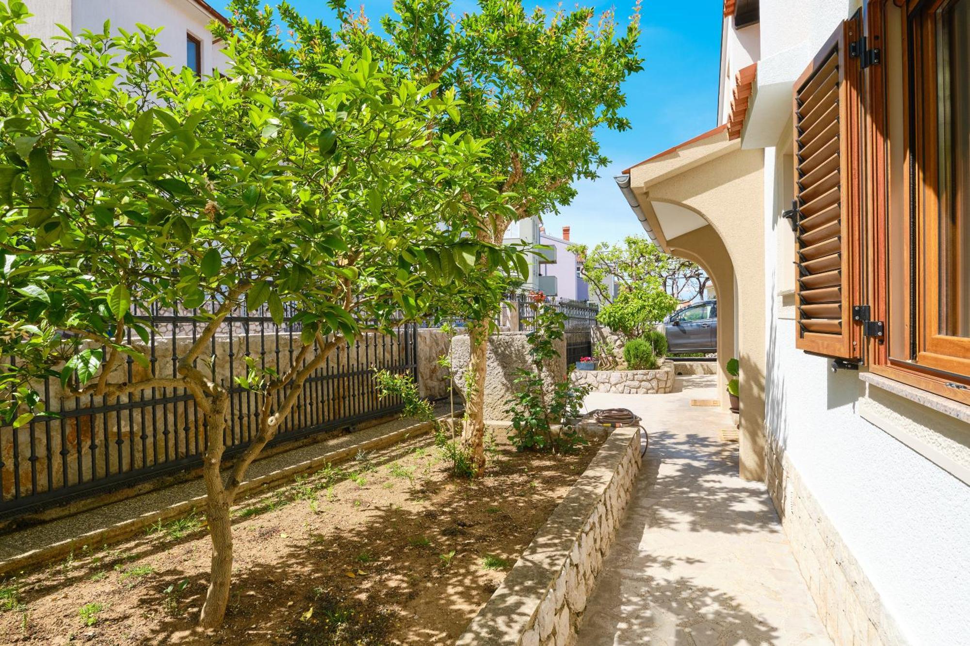Apartments Anci Mali Losinj Exterior photo